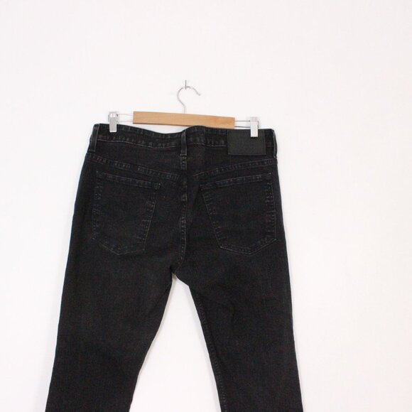 *Guess Mens Faded Black Skinny Jean - Picture 6 of 6